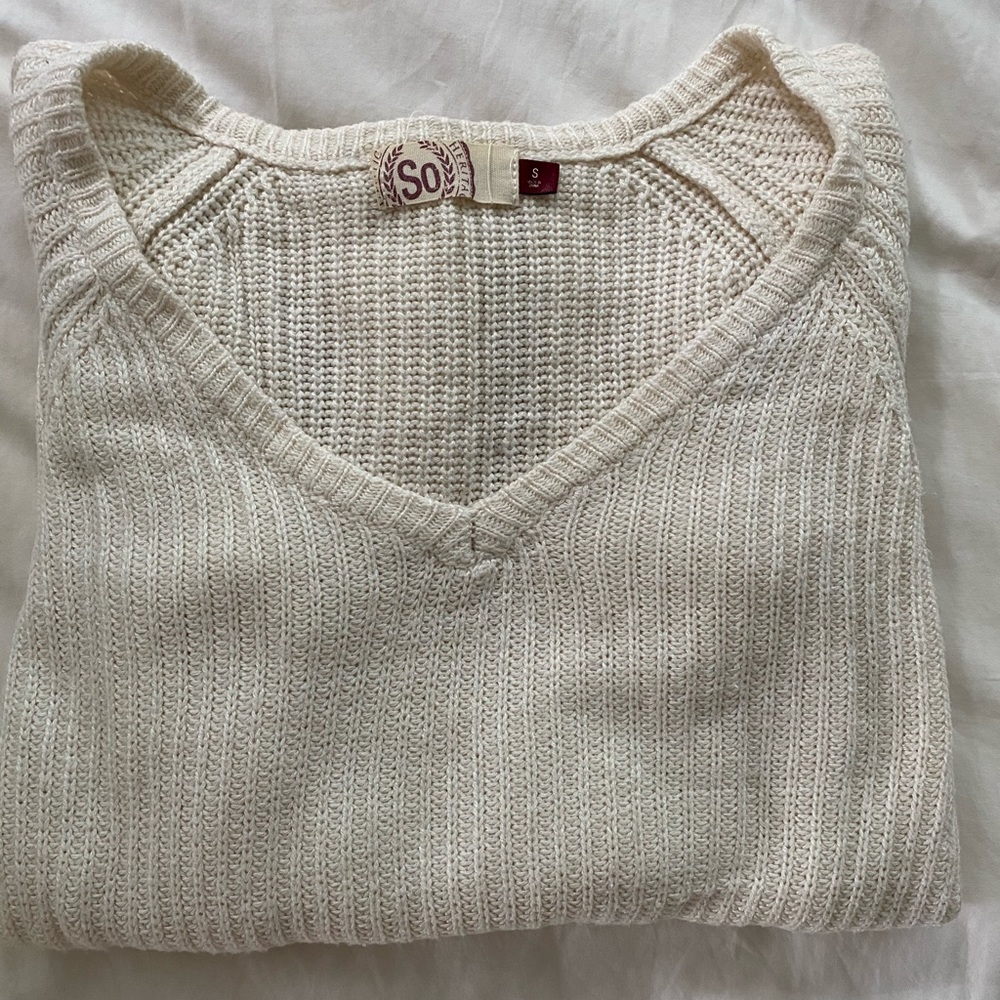 White sweater size: small